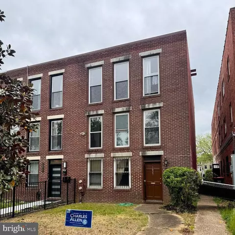1827 E Capitol St SE, Washington, DC 20003