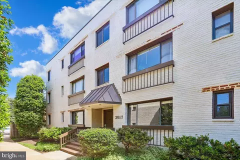 3817 Davis Pl NW #1, Washington, DC 20007
