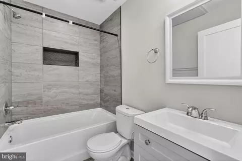 Bath - 1307 K St SE #301, Washington, DC 20003 photo 1 of 1