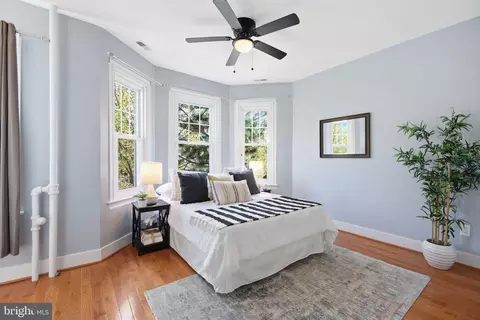 Bedroom - 1020 10th St NE, Washington, DC 20002 photo 1 of 6