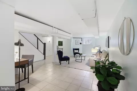 Entry Way - 1020 10th St NE, Washington, DC 20002 photo 5 of 6