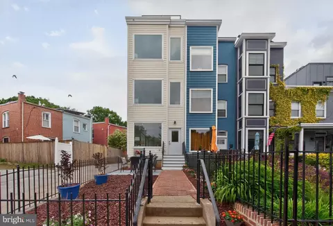 1516 N Carolina Ave NE #A, Washington, DC 20002