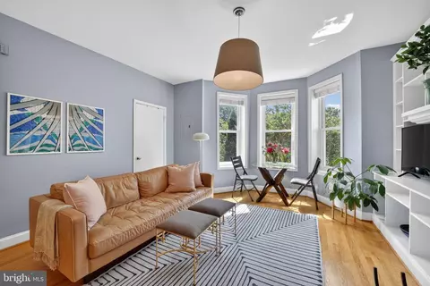719 5th St NE #3, Washington, DC 20002