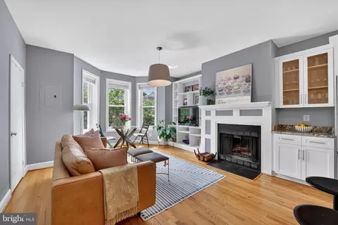 719 5th St NE #3, Washington, DC 20002