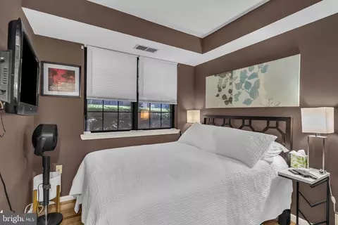 Bedroom - 3040 Pineview Ct NE, Washington, DC 20018 photo 2 of 2