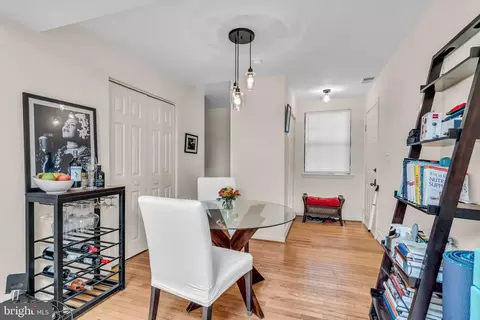 Dining - 3040 Pineview Ct NE, Washington, DC 20018 photo 3 of 3
