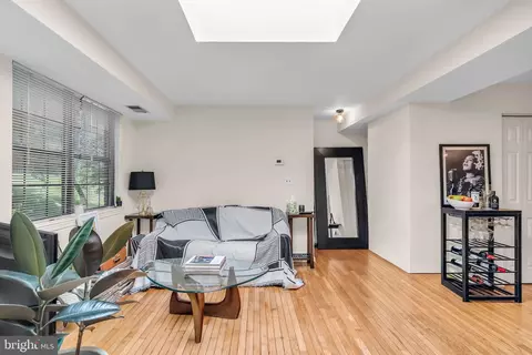 Living - 3040 Pineview Ct NE, Washington, DC 20018 photo 1 of 4