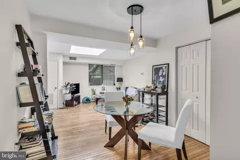 Dining - 3040 Pineview Ct NE, Washington, DC 20018 photo 1 of 3