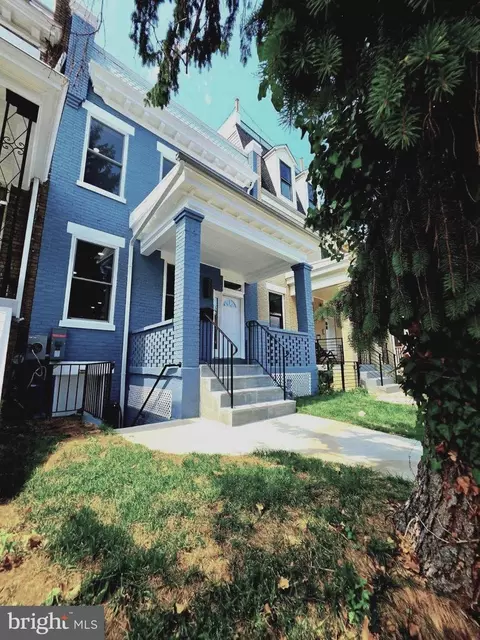 3220 Warder St NW, Washington, DC 20010