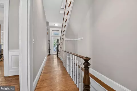 Entry Way - Undisclosed, Washington, DC 20001 photo 4 of 6