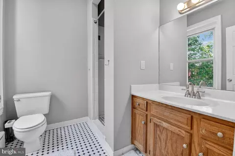 Bath - Undisclosed, Washington, DC 20001 photo 1 of 3