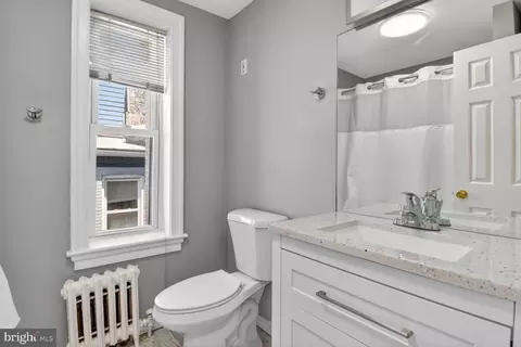 Bath - Undisclosed, Washington, DC 20001 photo 2 of 3