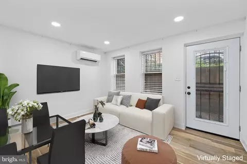 2032 15th St NW #2, Washington, DC 20009