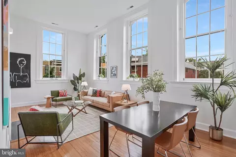 410 5th St NE #13, Washington, DC 20002