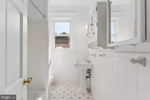 Bath - 916 E Capitol St NE, Washington, DC 20003 photo 1 of 8