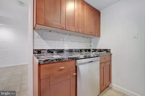 Kitchen - 916 E Capitol St NE, Washington, DC 20003 photo 8 of 8