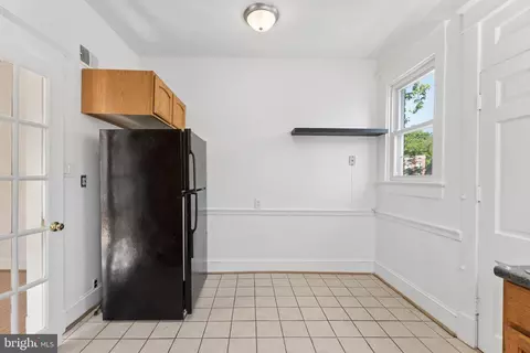 Kitchen - 916 E Capitol St NE, Washington, DC 20003 photo 3 of 8