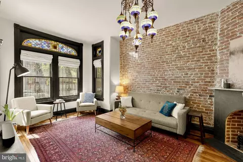 1333 Wallach Pl NW, Washington, DC 20009