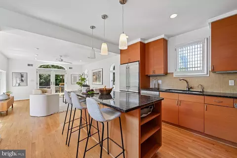 3210 Stephenson Pl NW, Washington, DC 20015