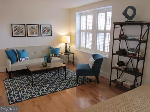 2440 16th St NW #416, Washington, DC 20009