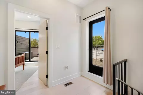 Entry Way - 2001 I St NE #10, Washington, DC 20002 photo 3 of 3