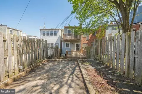 Exterior - 2126 4th St NE, Washington, DC 20002 photo 6 of 7
