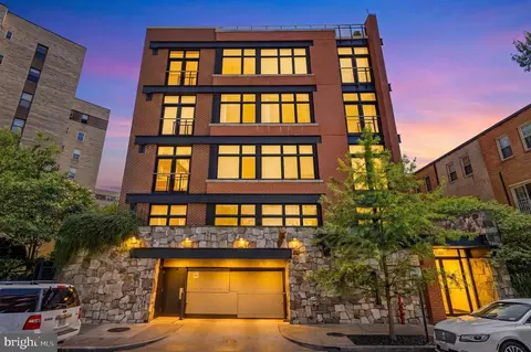 1654 Euclid St NW #205, Washington, DC 20009
