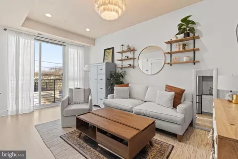 4016 Georgia Ave NW #4, Washington, DC 20011