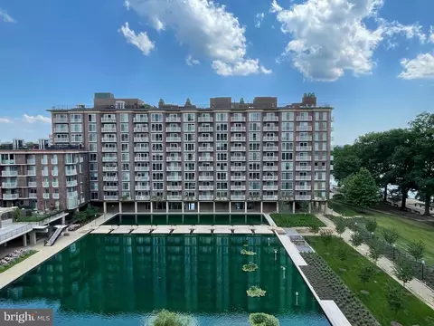 560 N Street St SW #N606, Washington, DC 20024
