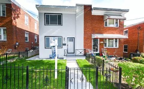334 Nicholson St NE, Washington, DC 20011