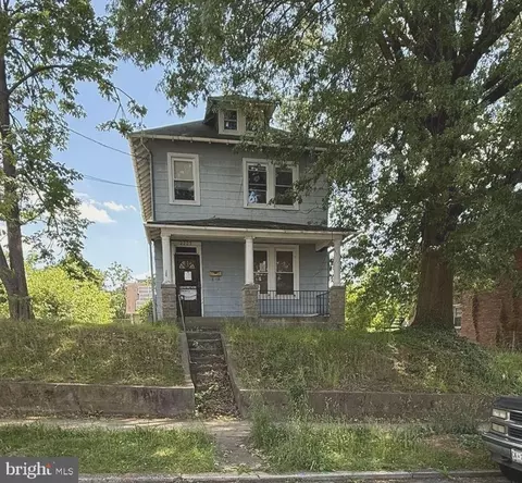 2223 R St SE, Washington, DC 20020