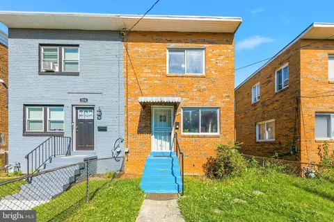 206 53rd St NE, Washington, DC 20019
