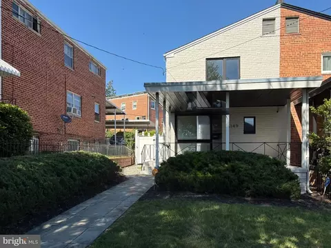 5149 8th St NE, Washington, DC 20011