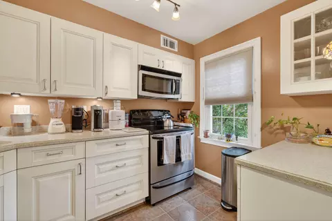 Kitchen - 1358 G St SE, Washington, DC 20003 photo 3 of 5