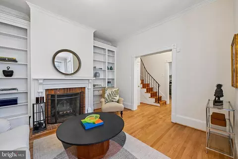 Living - 123 7th St NE, Washington, DC 20002 photo 1 of 4