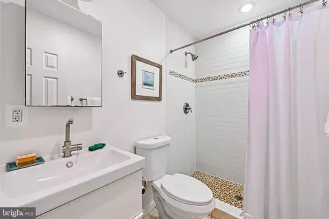 Bath - 123 7th St NE, Washington, DC 20002 photo 3 of 3