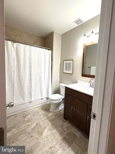 Bath - 2429 3rd St NE, Washington, DC 20002 photo 2 of 3