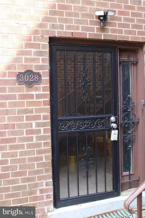 3028 Pineview Ct NE #3028, Washington, DC 20018