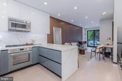 1332 G St SE #1, Washington, DC 20003