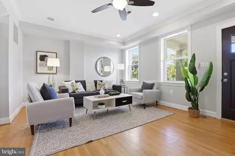 326 Farragut St NW, Washington, DC 20011