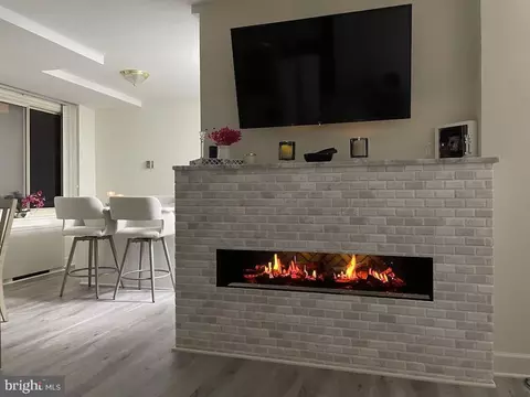 4000 Tunlaw Rd NW #516, Washington, DC 20007