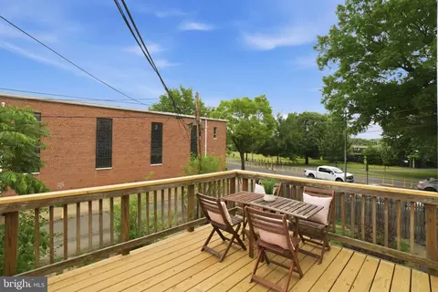 Exterior - 2022 C St NE, Washington, DC 20002 photo 6 of 6