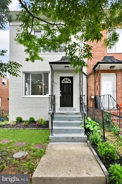 1255 Gallatin St NE, Washington, DC 20017
