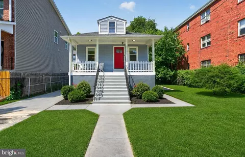 6004 Clay St NE, Washington, DC 20019
