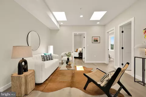 2716 Sherman Ave NW #PH4, Washington, DC 20001