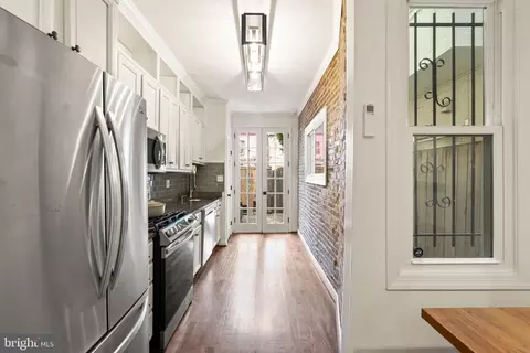 Entry Way - 2263 12th Pl NW, Washington, DC 20009 photo 3 of 5