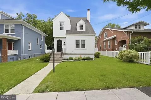 710 Van Buren St NW, Washington, DC 20012