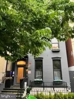 927 N Street St NW #ONE, Washington, DC 20001