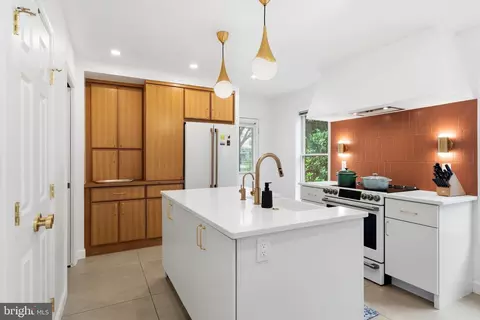 Kitchen - 230 11th St SE, Washington, DC 20003 photo 2 of 15