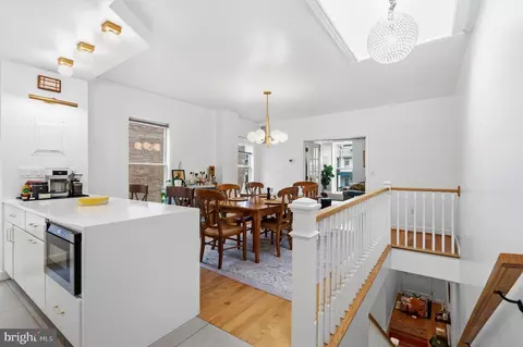 Entry Way - 230 11th St SE, Washington, DC 20003 photo 3 of 10